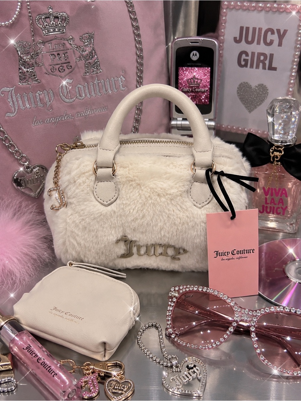 Juicy couture semi charmed satchel purse